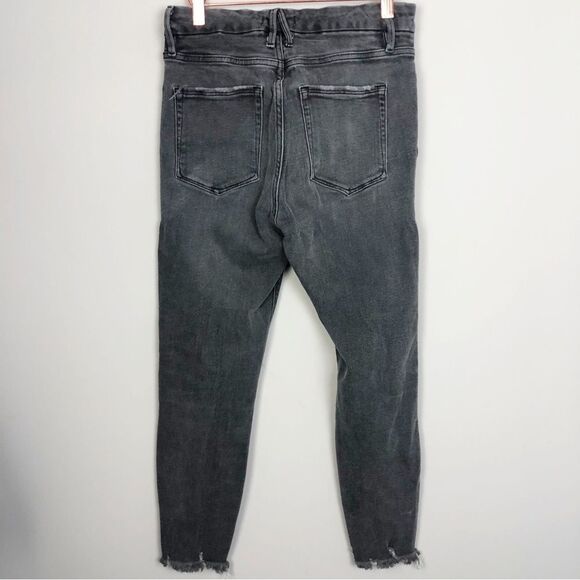 GOOD AMERICAN | Good Legs Crop Black Wash Gray Denim Jeans Women’s Size 8 - Picture 6 of 8